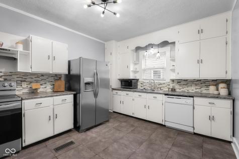 1714 Gilmore Street Columbus IN 47201