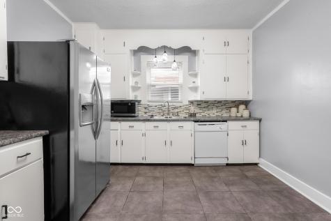 1714 Gilmore Street Columbus IN 47201