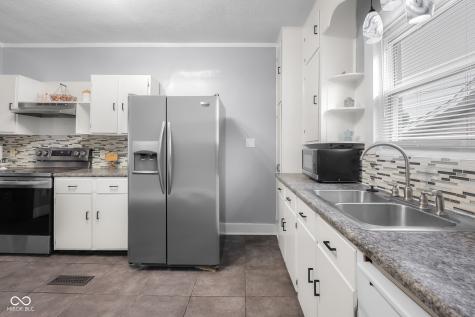 1714 Gilmore Street Columbus IN 47201