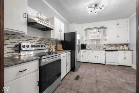 1714 Gilmore Street Columbus IN 47201