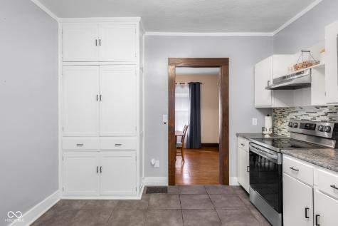 1714 Gilmore Street Columbus IN 47201