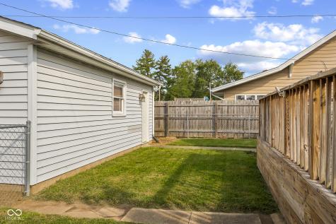 1714 Gilmore Street Columbus IN 47201