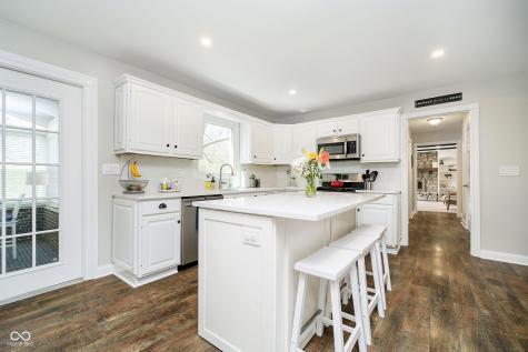 9270 N Temple Avenue Indianapolis IN 46240