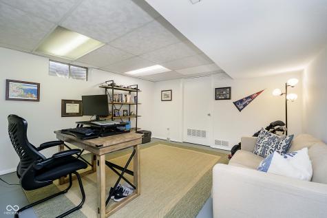 9270 N Temple Avenue Indianapolis IN 46240