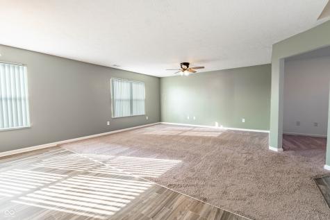 4148 Ashworth Lane Columbus IN 47201