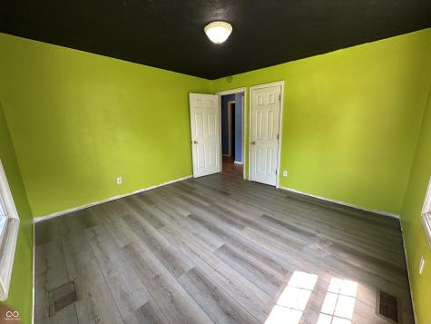 2133 10th Street Columbus IN 47201