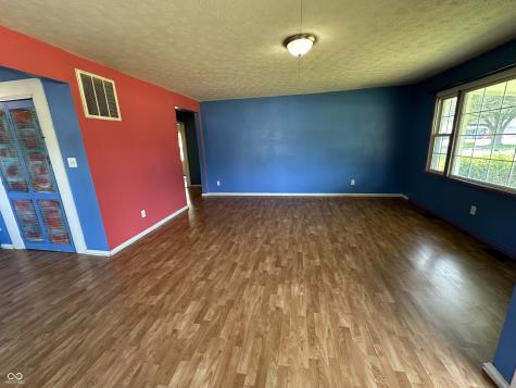 2133 10th Street Columbus IN 47201