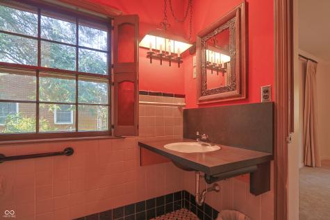 1950 Franklin Street Columbus IN 47201