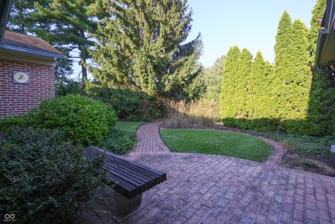 1950 Franklin Street Columbus IN 47201