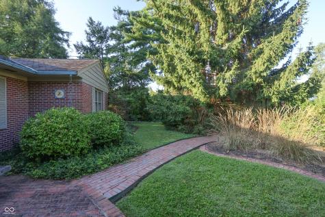 1950 Franklin Street Columbus IN 47201