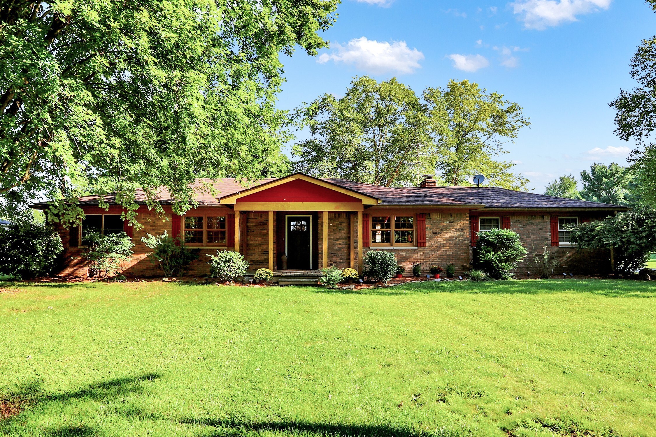 11450 E Thompson Road Indianapolis IN 46239