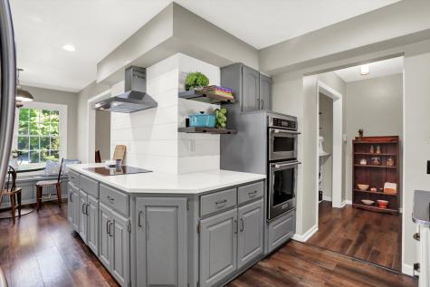 6434 Kingswood Drive Indianapolis IN 46256
