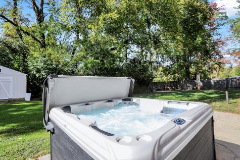 6434 Kingswood Drive Indianapolis IN 46256