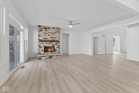6890 Enclave Drive Mccordsville IN 46055
