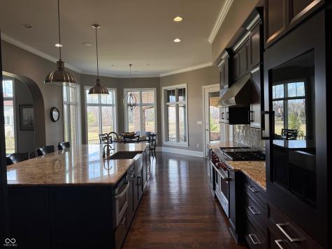 10515 Roxley Bend Carmel IN 46032