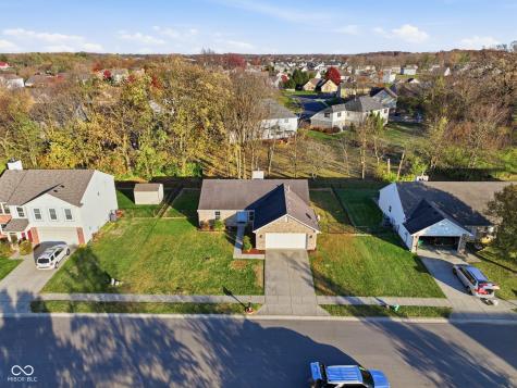 793 Port Drive Avon IN 46123