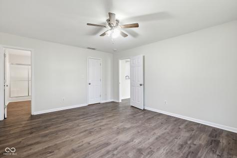 793 Port Drive Avon IN 46123