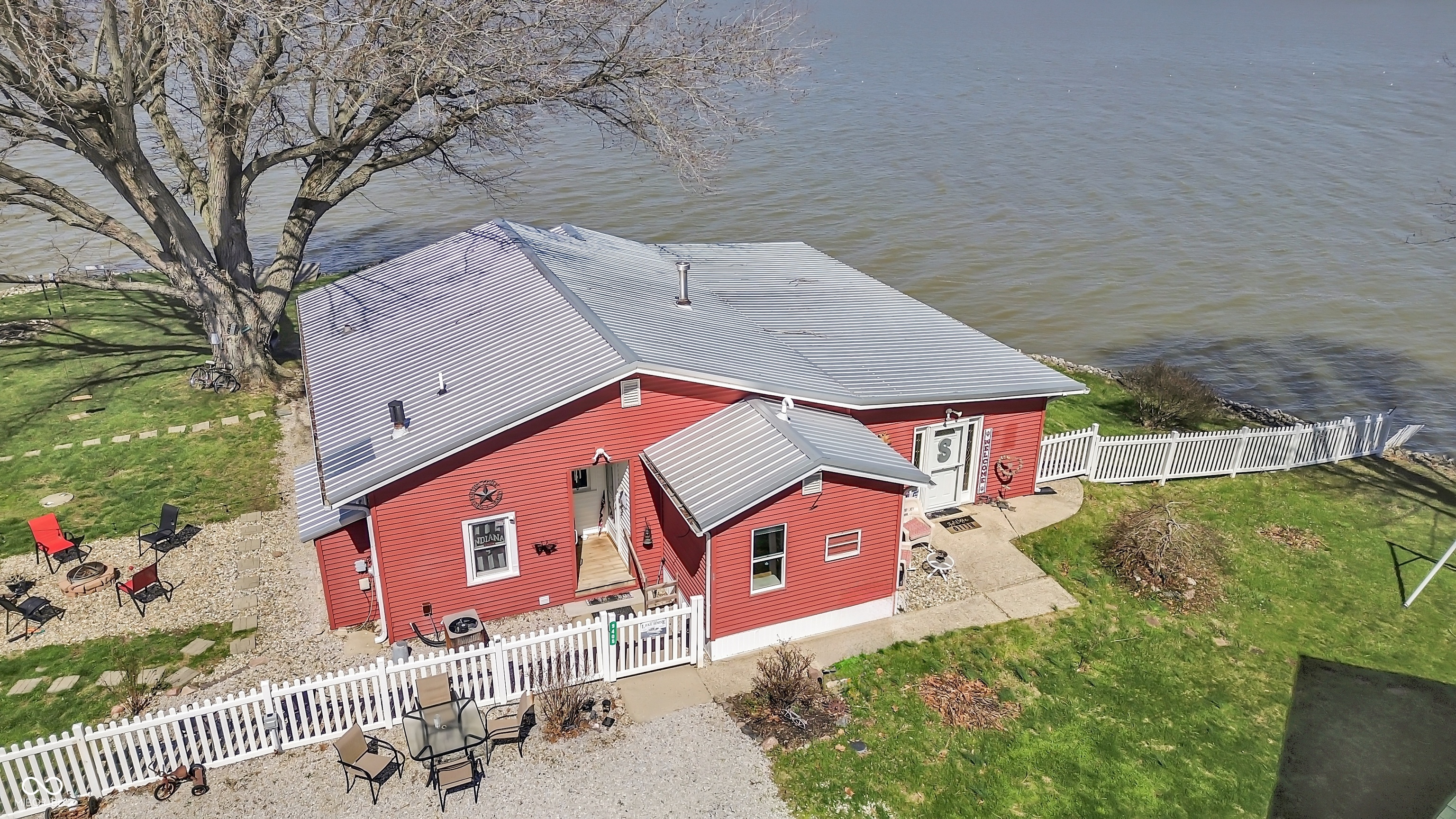 9405 E Southshore Drive Unionville IN 47468