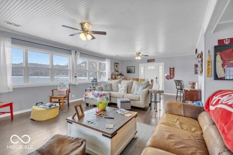 9405 E Southshore Drive Unionville IN 47468
