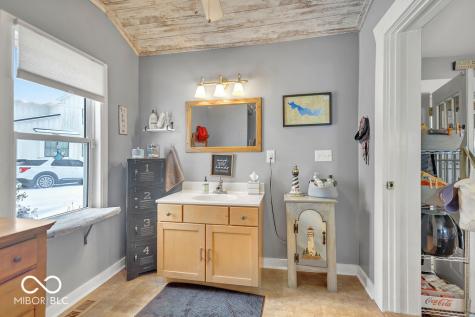 9405 E Southshore Drive Unionville IN 47468