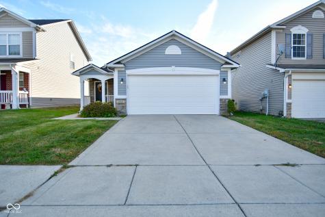 599 Shining Star Lane Avon IN 46123