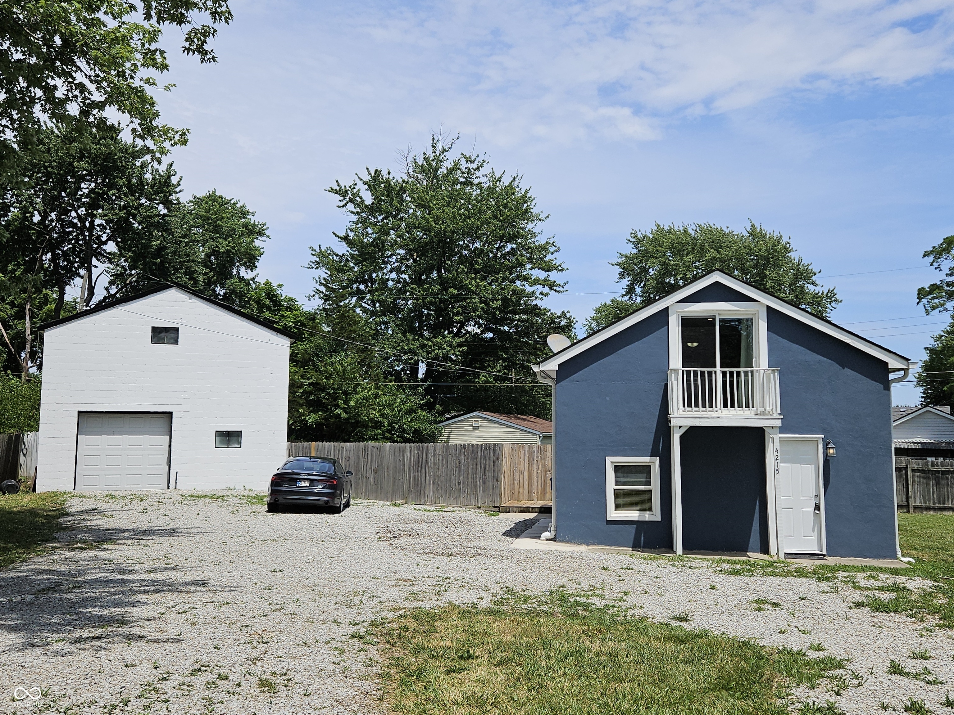4215 S Biltmore Avenue Indianapolis IN 46221