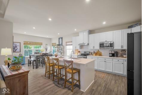 245 Bohicket Road Whiteland IN 46184