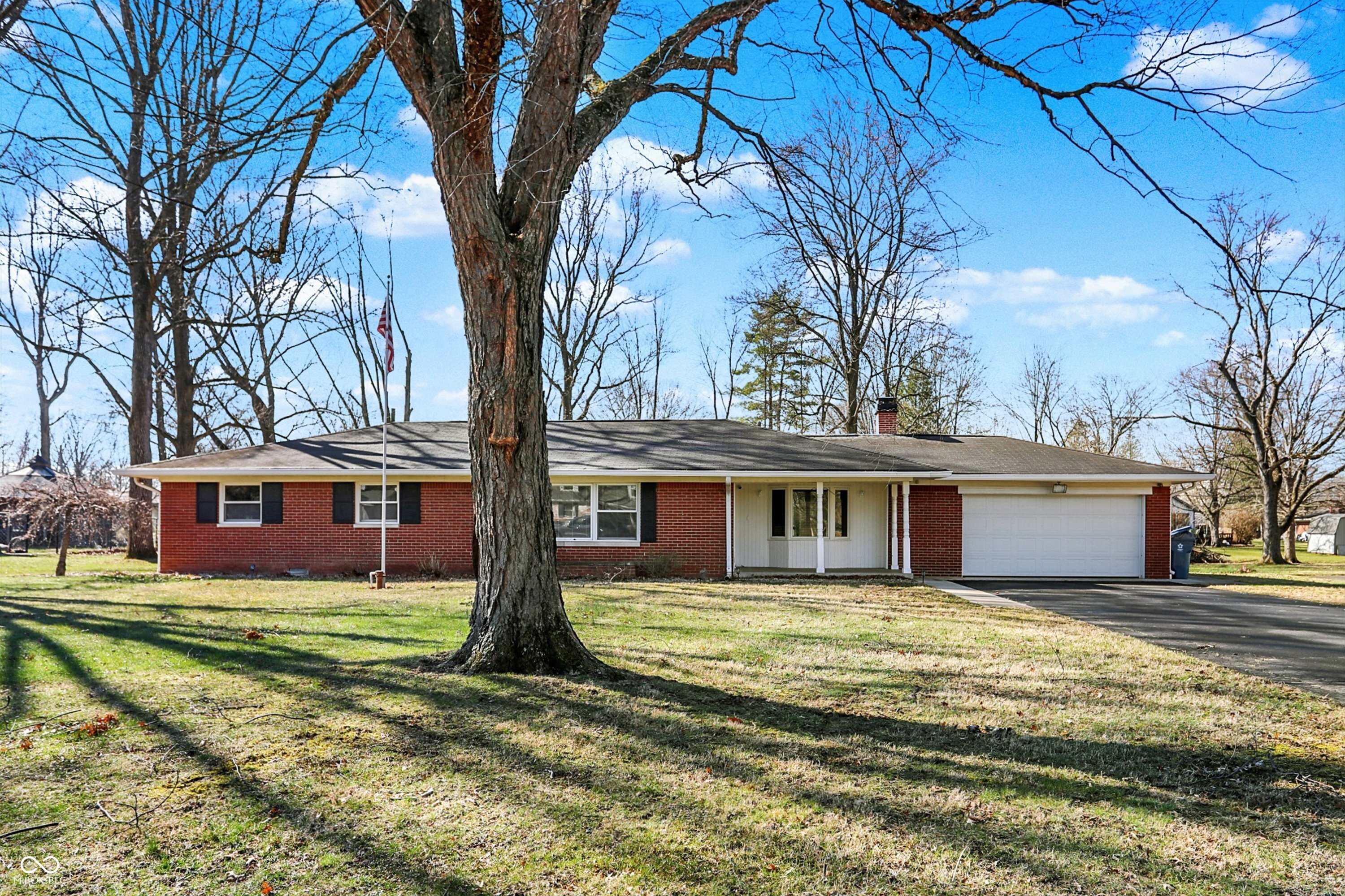 5117 E 70th Street Indianapolis IN 46220