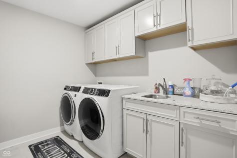 10389 Grimshaw Drive Fortville IN 46040