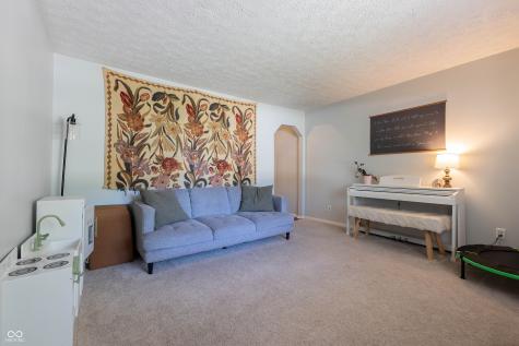 529 Lawndale Drive Plainfield IN 46168