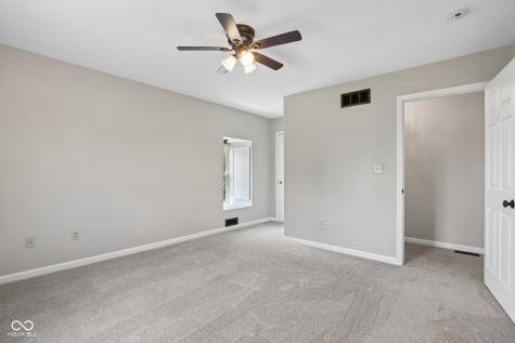 4450 W 300 N Fairland IN 46126
