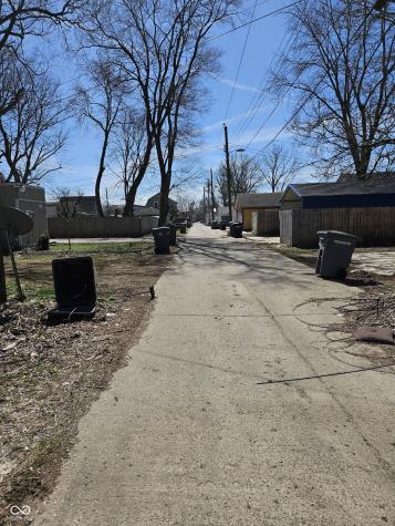 1134 N Oxford Street Indianapolis IN 46201
