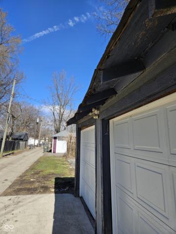 1134 N Oxford Street Indianapolis IN 46201