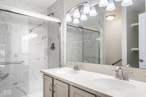 9350 Golden Leaf Way Indianapolis IN 46260