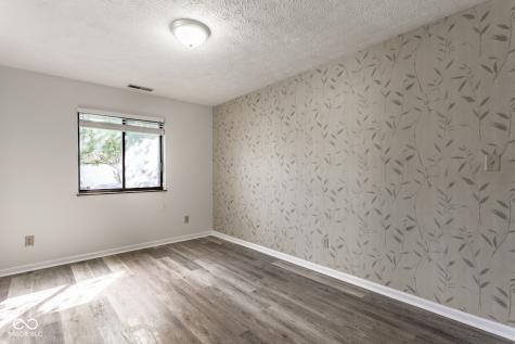9350 Golden Leaf Way Indianapolis IN 46260