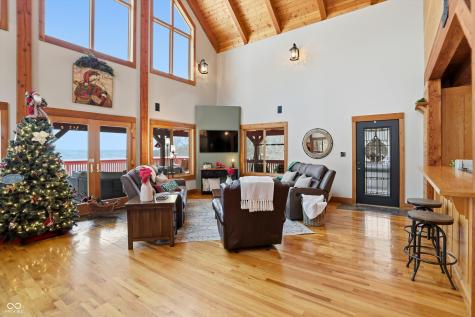 5736 N Pathways Drive Unionville IN 47468