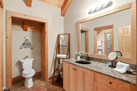 5736 N Pathways Drive Unionville IN 47468