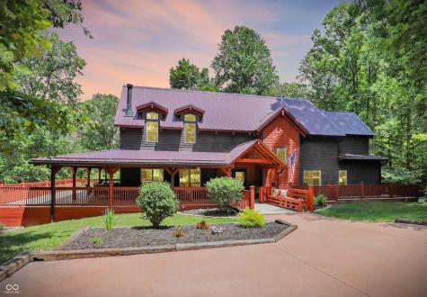 5736 N Pathways Drive Unionville IN 47468