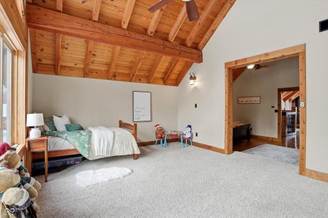 5736 N Pathways Drive Unionville IN 47468