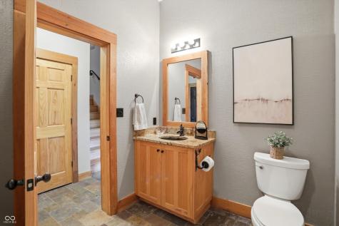 5736 N Pathways Drive Unionville IN 47468