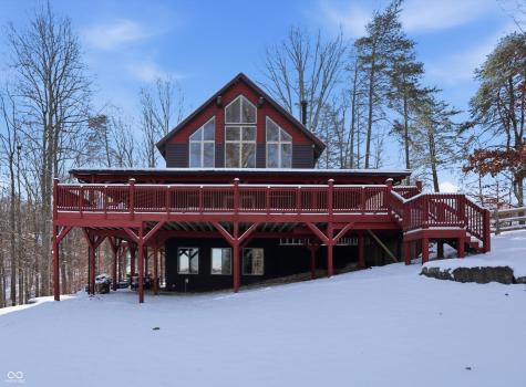 5736 N Pathways Drive Unionville IN 47468