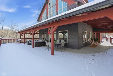 5736 N Pathways Drive Unionville IN 47468