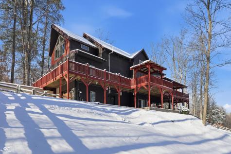 5736 N Pathways Drive Unionville IN 47468