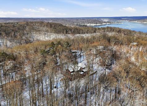 5736 N Pathways Drive Unionville IN 47468