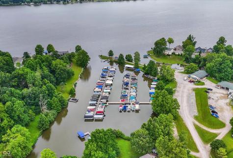 5736 N Pathways Drive Unionville IN 47468