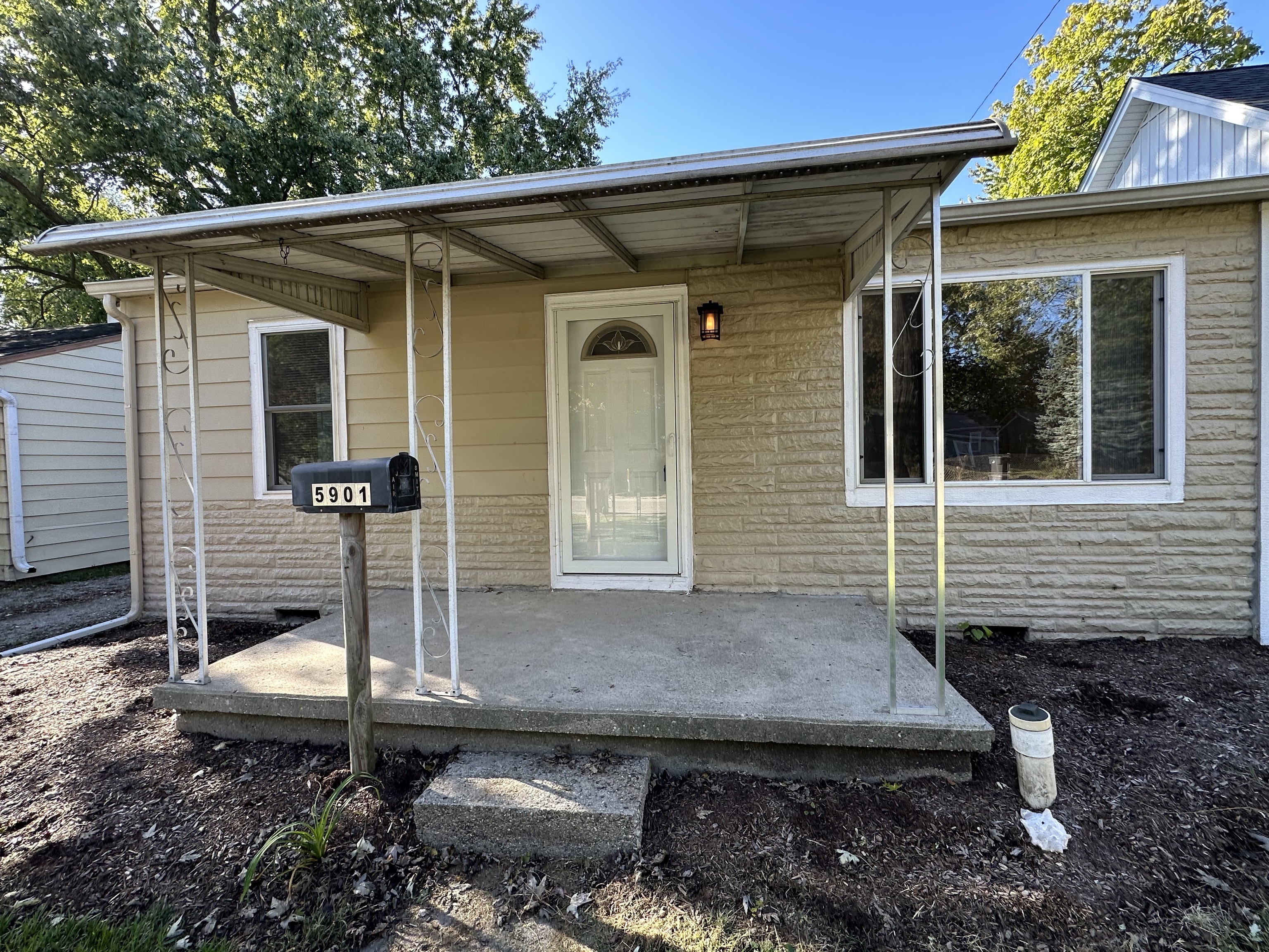 5901 Greenfield Avenue Indianapolis IN 46219