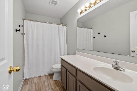 5675 Sapphire Drive Carmel IN 46033