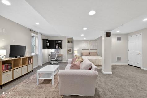 5675 Sapphire Drive Carmel IN 46033