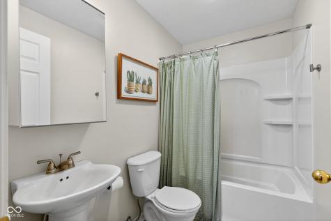 5675 Sapphire Drive Carmel IN 46033