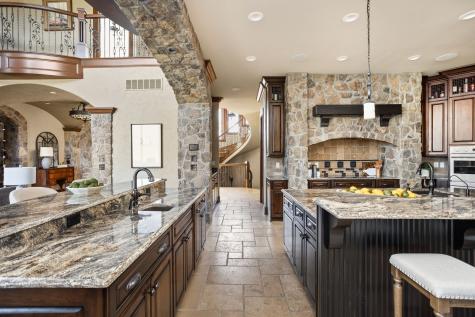 8250 E 300 S Zionsville IN 46077